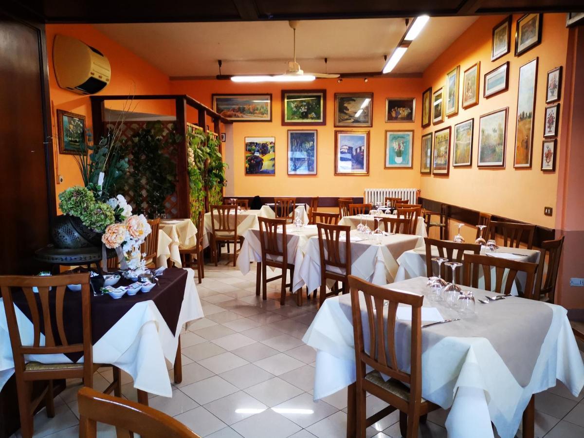 Osteria Dei Locandieri Abbadia San Salvator Eksteriør billede