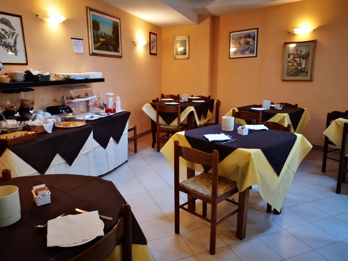 Osteria Dei Locandieri Abbadia San Salvator Eksteriør billede