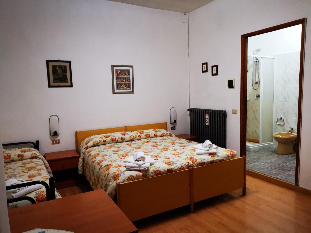Osteria Dei Locandieri Abbadia San Salvator Eksteriør billede