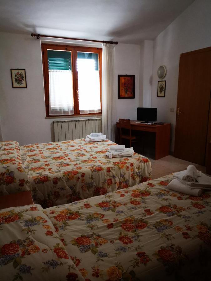 Osteria Dei Locandieri Abbadia San Salvator Eksteriør billede